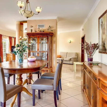 Sunny וילה אלבופיירה