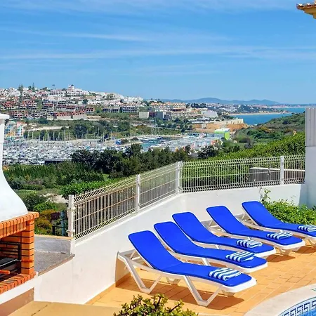 Sunny Villa